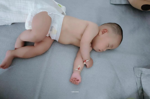 泸州宝宝呼吸道感染发烧